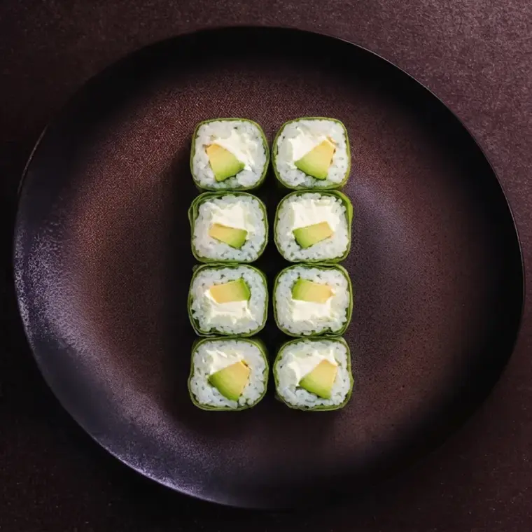 SPRING ROLL AVOCAT CHEESE x8