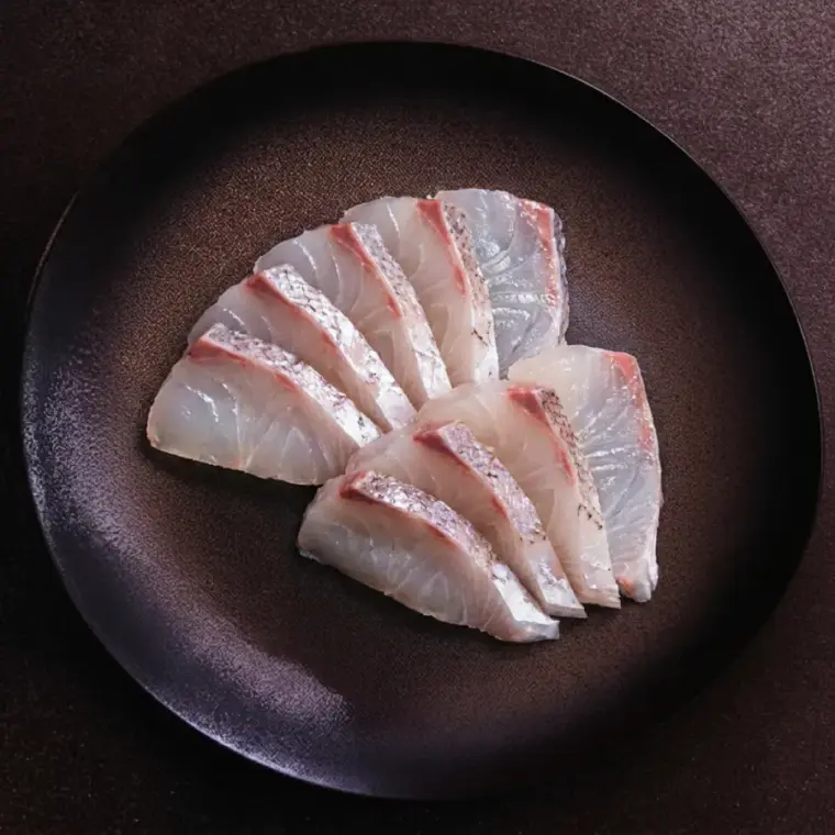 SASHIMI DAURADE - 10 pièces